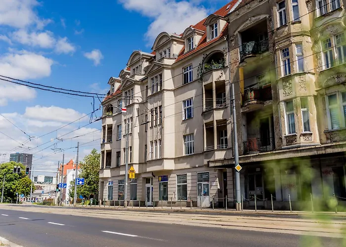 Glogowska Spacious Apartment
